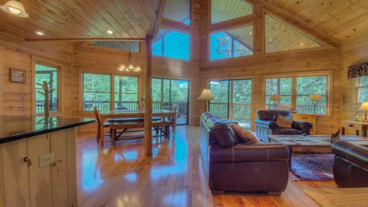 All Decked Out Blue Ridge Exterior foto